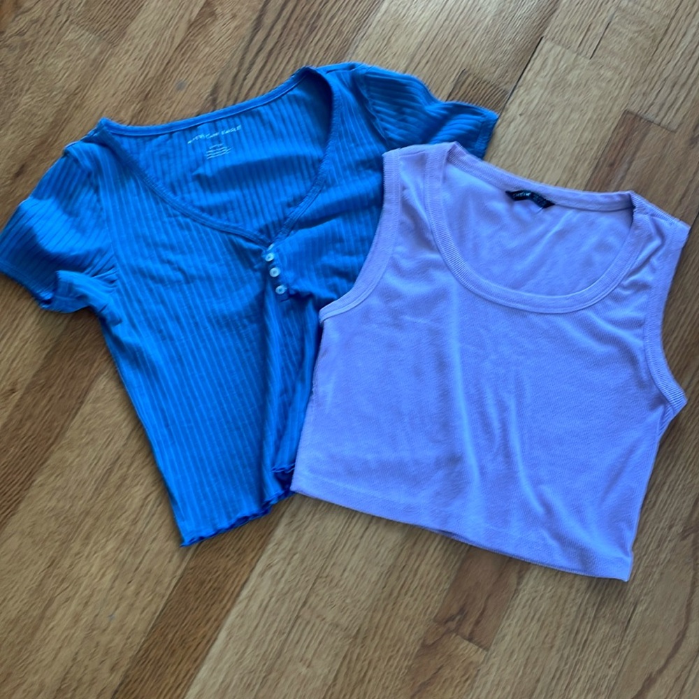 LOT OF 2 shirts!! American Eagle blue V neck crop & Shein lavender tank crop